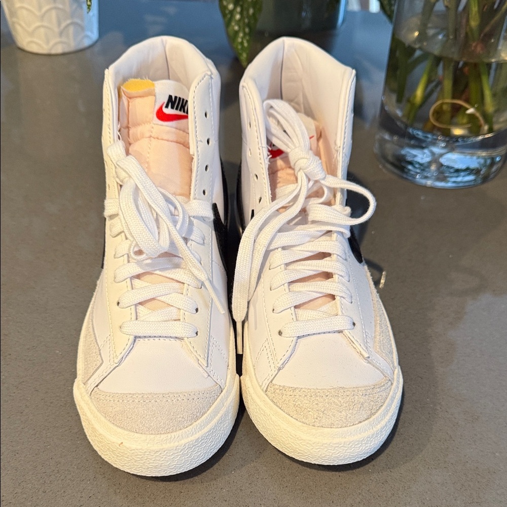 Nike White and Black High-Top Sneakers - Picture 2 of 8